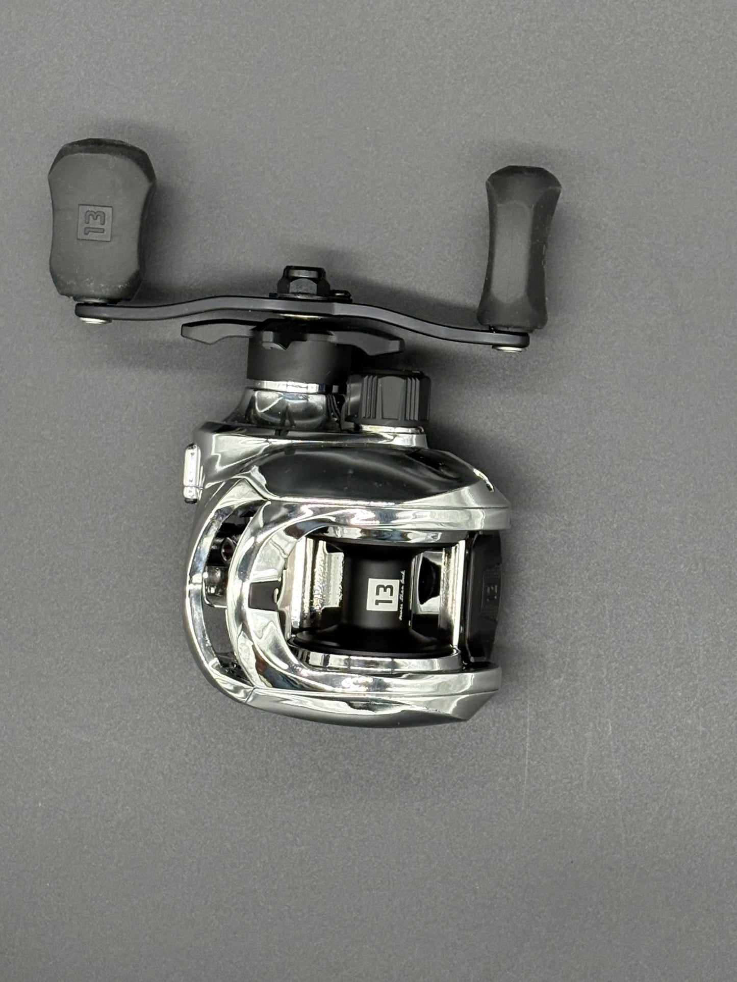 13 Fishing Origin Chrome Baitcaster Right Hand 8:1