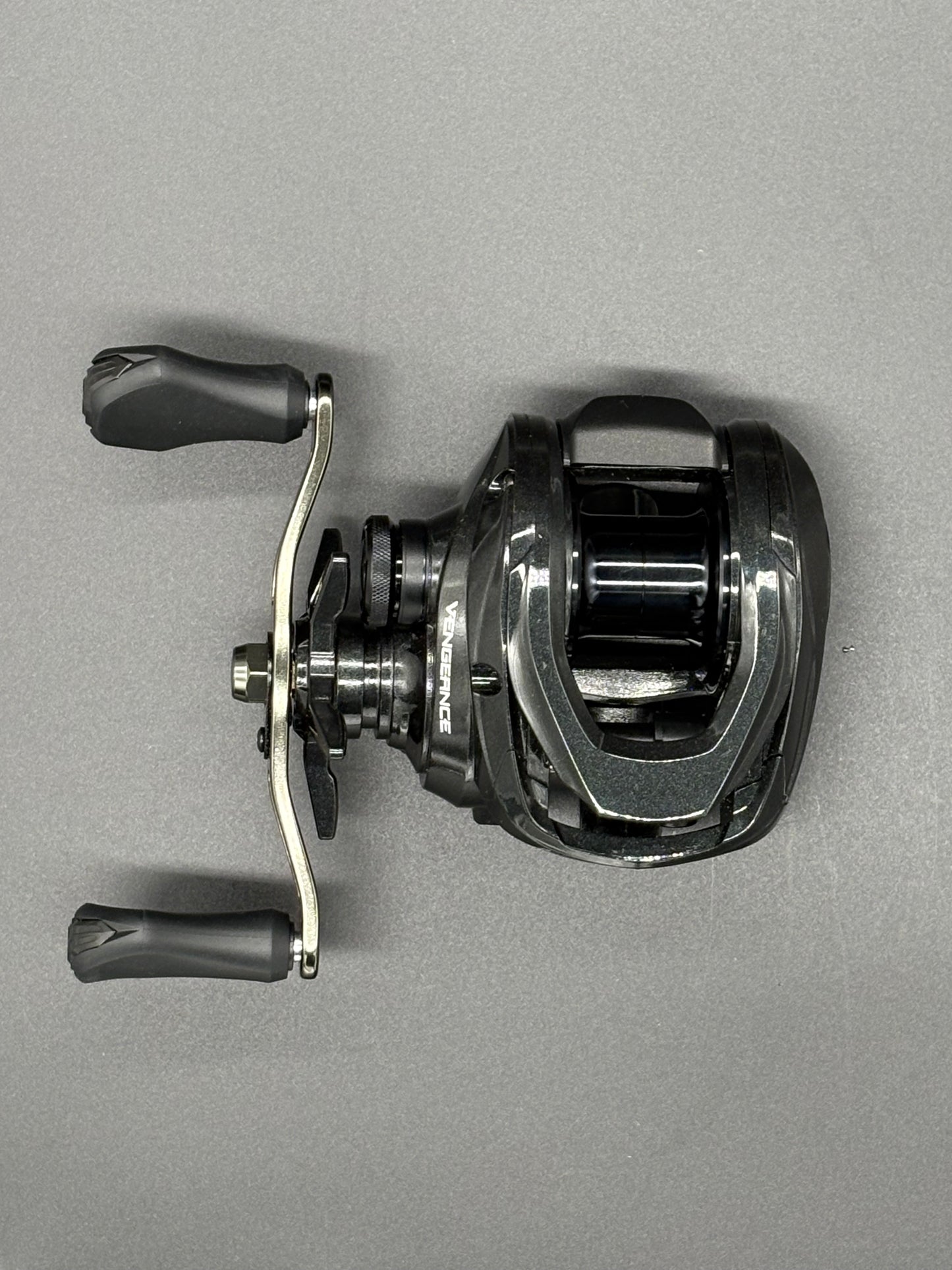Abu Garcia Vengeance Black Bait Caster Right Hand