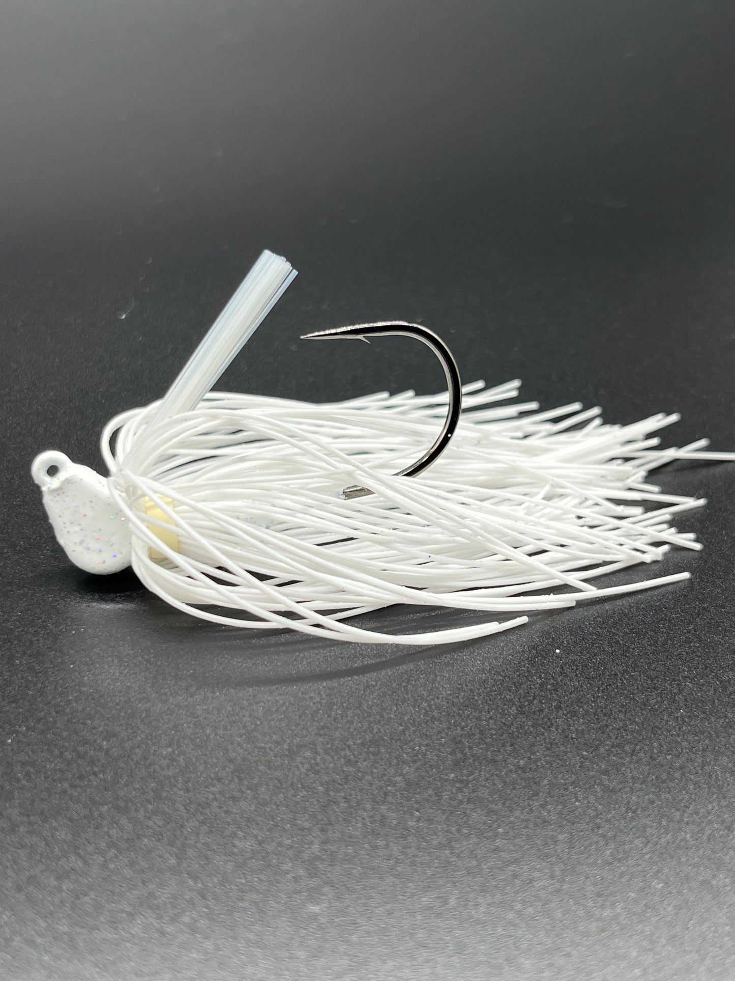 1/2oz White Block N’ Lock Jigs