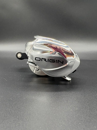 13 Fishing Origin Chrome  Baitcaster Right Hand 8:1