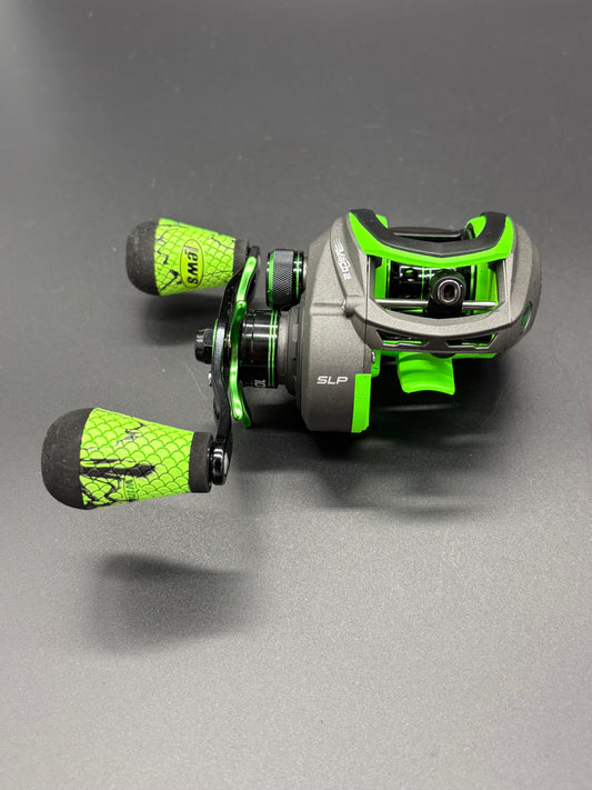 Lews MACH ll Bait Caster Reels Right Hand