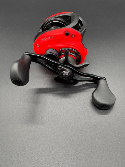 Lews LZR PRO Red Bait Caster Right Hand