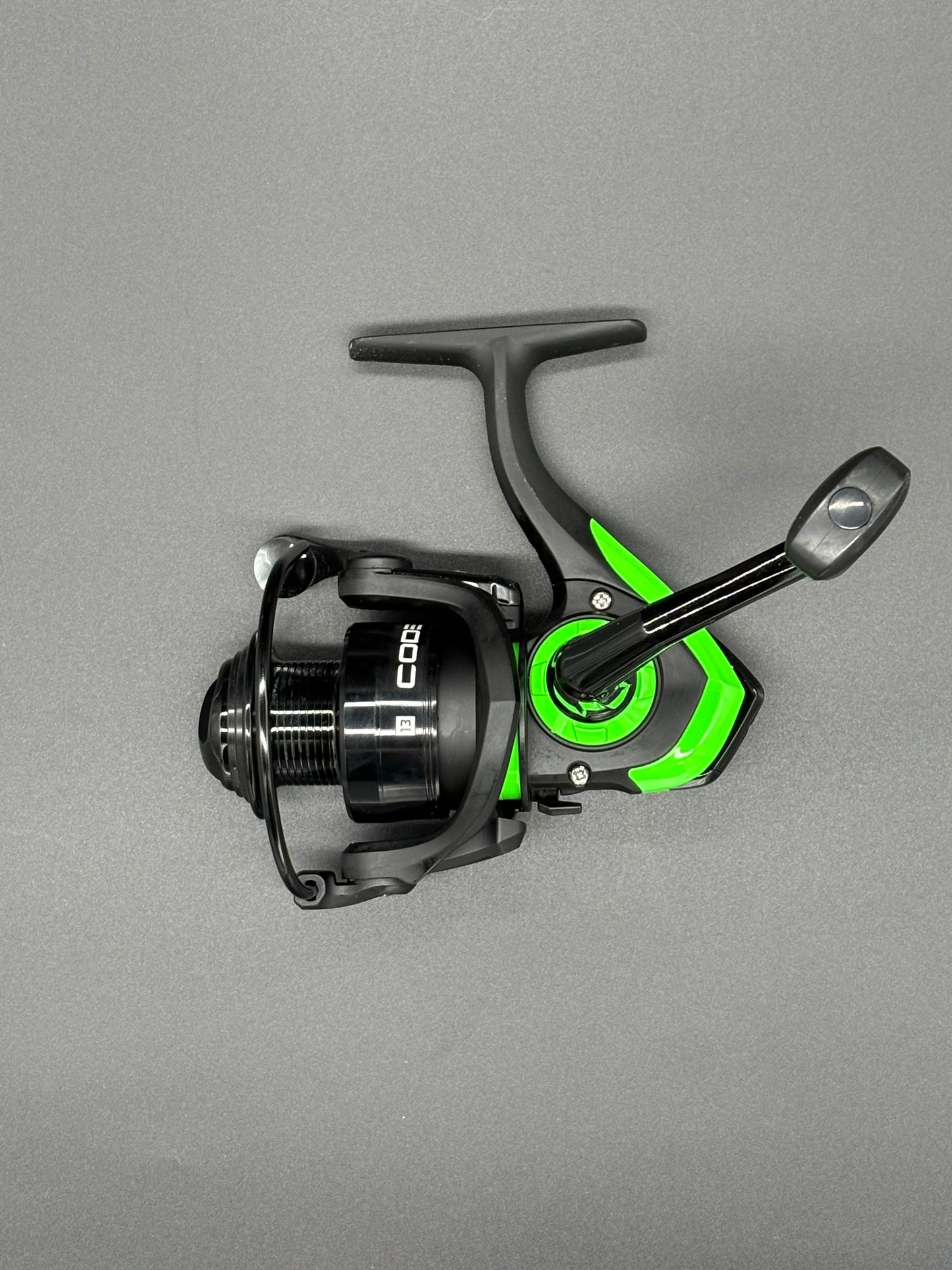 13 Fishing Code Neon Spinning reel-