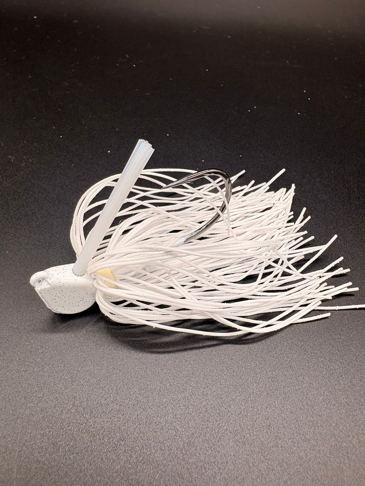 1/2oz White Block N’ Lock Jigs