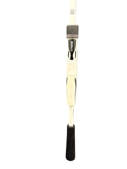 13 Fishing FATE V3 CHAT-R-CRANK {7’4” Med Hvy /Moderate Tip} Baitcaster Rod
