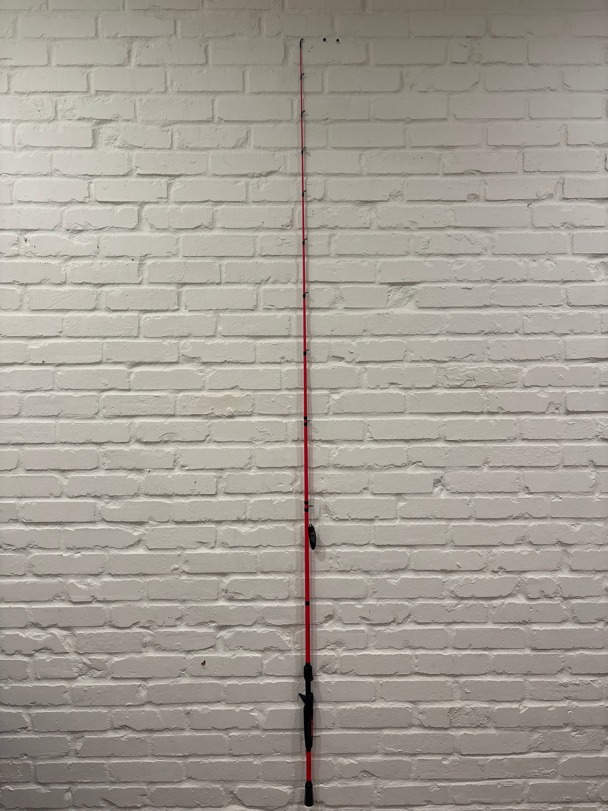 Lews Mach Smash RED {6’10” Med Hvy Fast} Baitcaster Rod